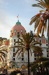 Le Negresco sur la Promenade des Anglais  Nice