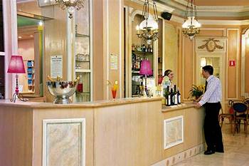 Photo de l'hotel Le Scribe - Vacances Bleues  Nice